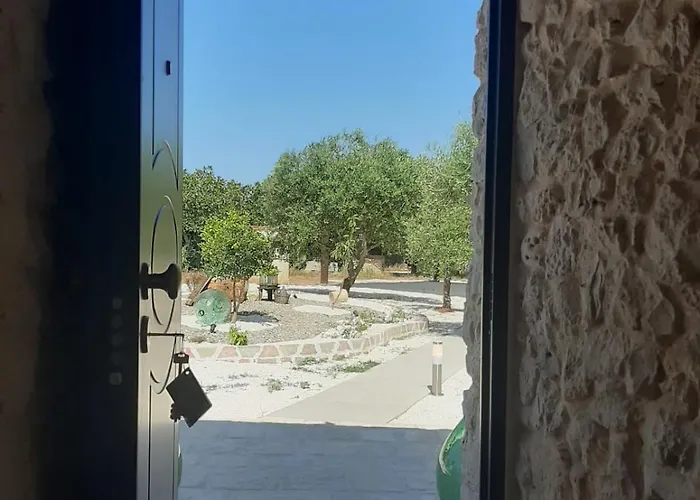 בית הארחה Casolare 67 4*